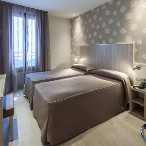 2* Hotel Santa Marta